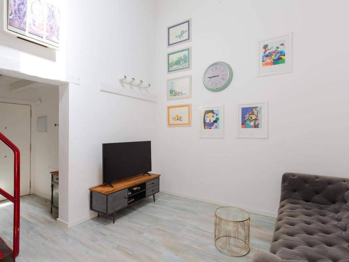 Apartment Plaza De Martires