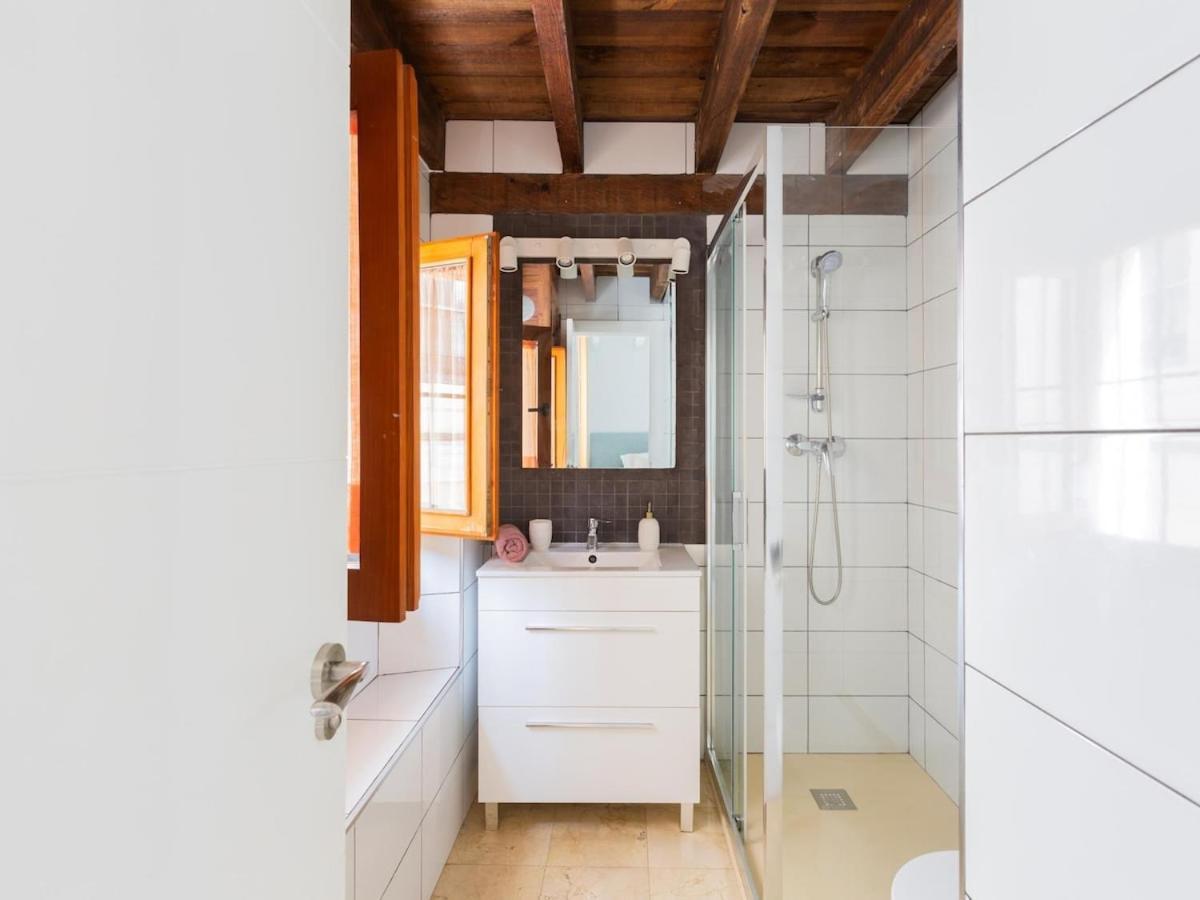 Apartment Plaza De Martires *