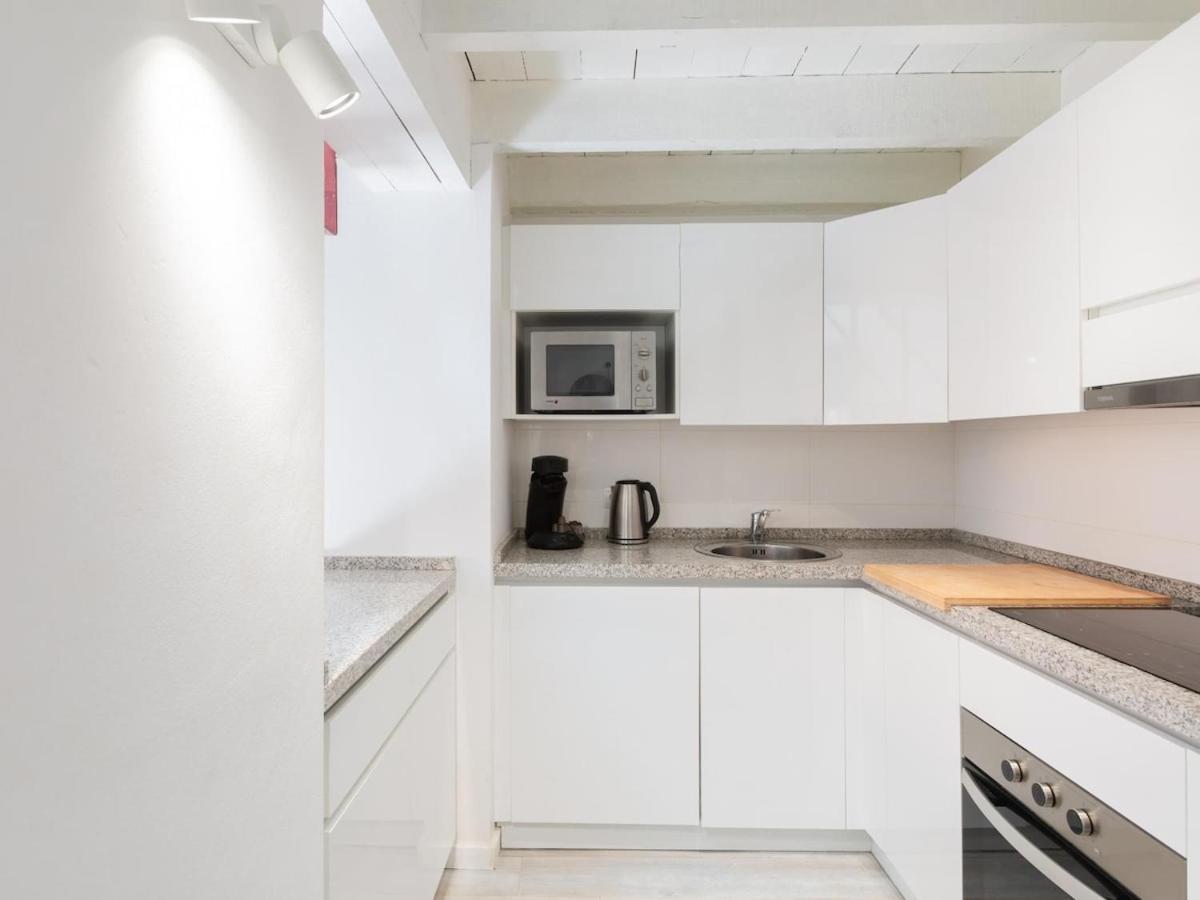 Apartment Plaza De Martires